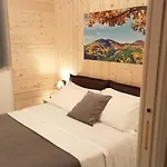 Lorica Suite *