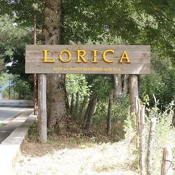 Nyaraló Lorica Suite *