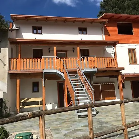 בית נופש Lorica Suite